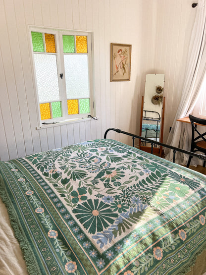 The Dahlia Green Rug